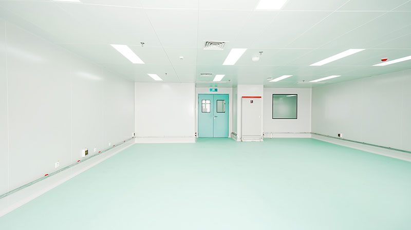 develops partition systems and ceilings to cope with different controlled environments system