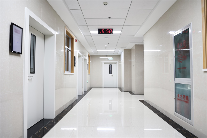 Medical cleanroom panels, only choose the right ones, not the expensive ones
