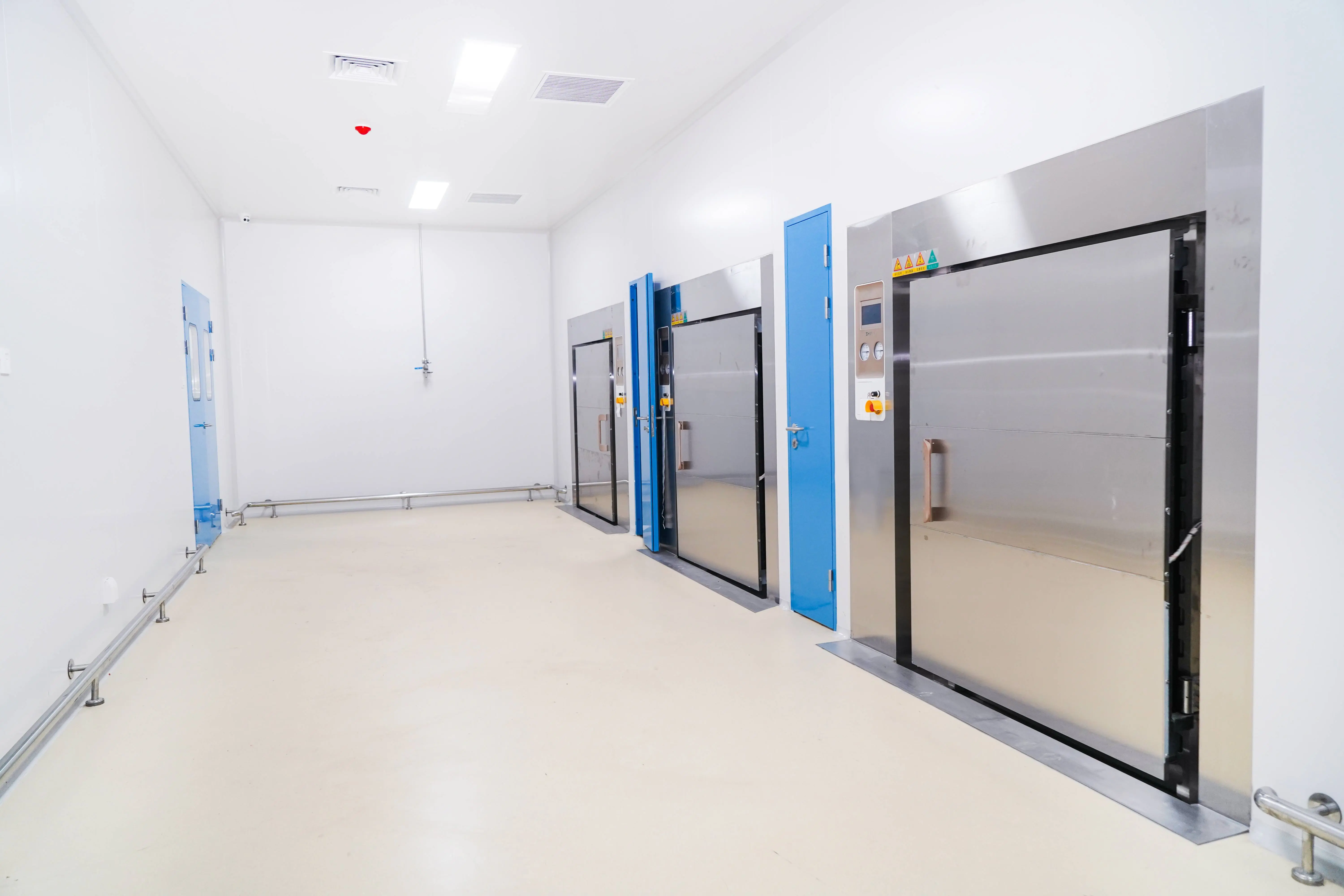 Pharmaceutical Cleanroom Requirements: GMP Standards, Layout, and Equipment Guide